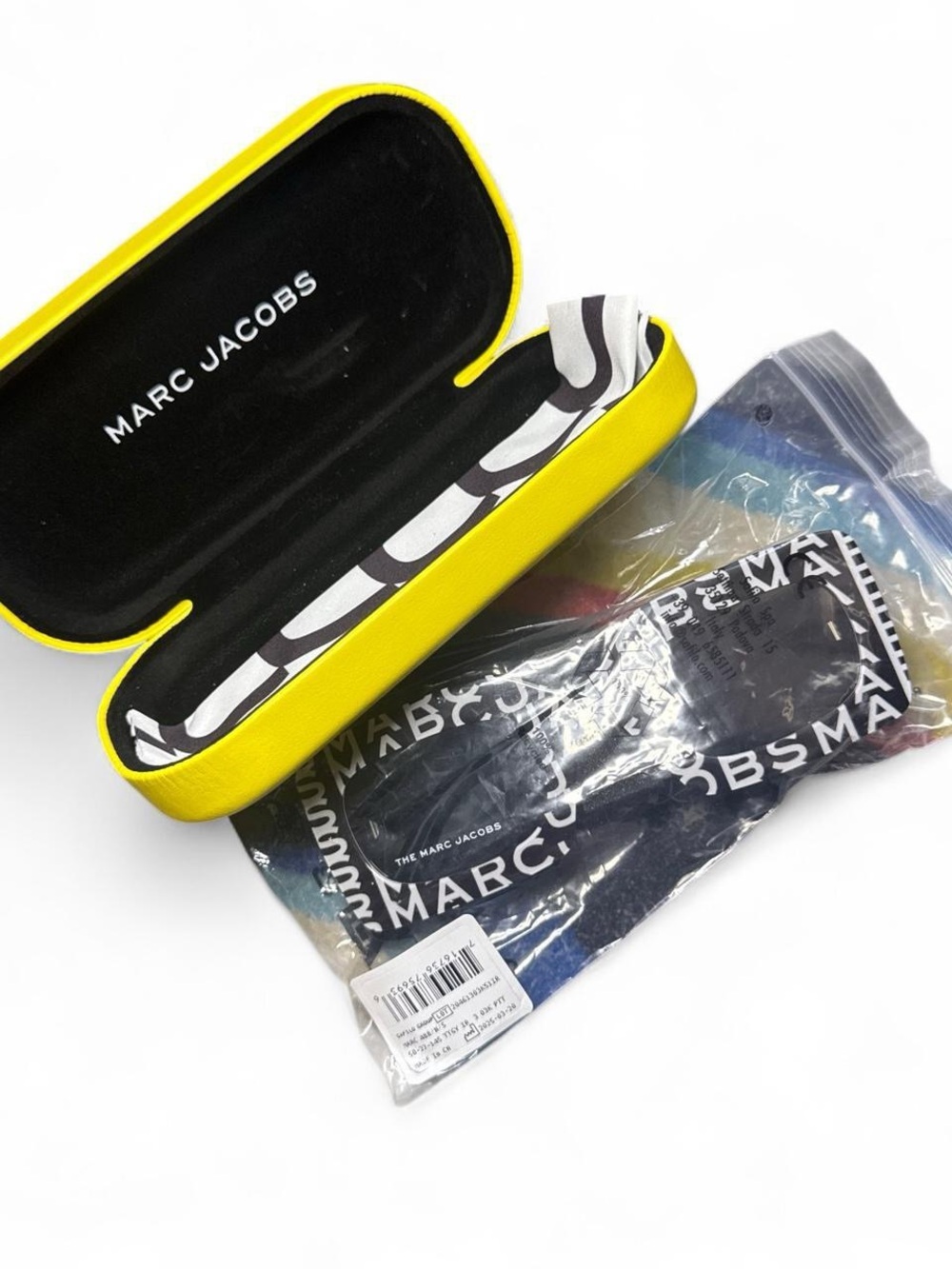 NWT MARC JACOBS Monogram Grey Square Ladies Sunglasses [*Authentic*] — One Size - Picture 7 of 7